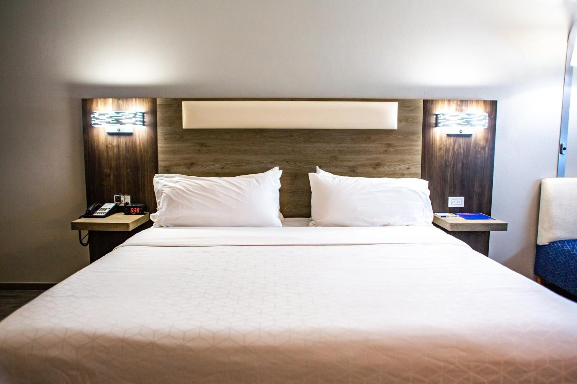 Holiday Inn Express Manzanillo By Ihg Dış mekan fotoğraf